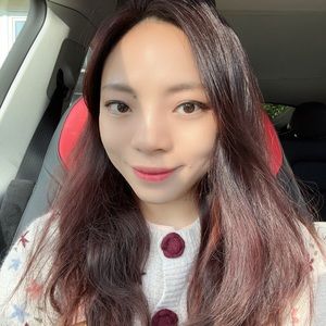 Meet your Posher, Molly